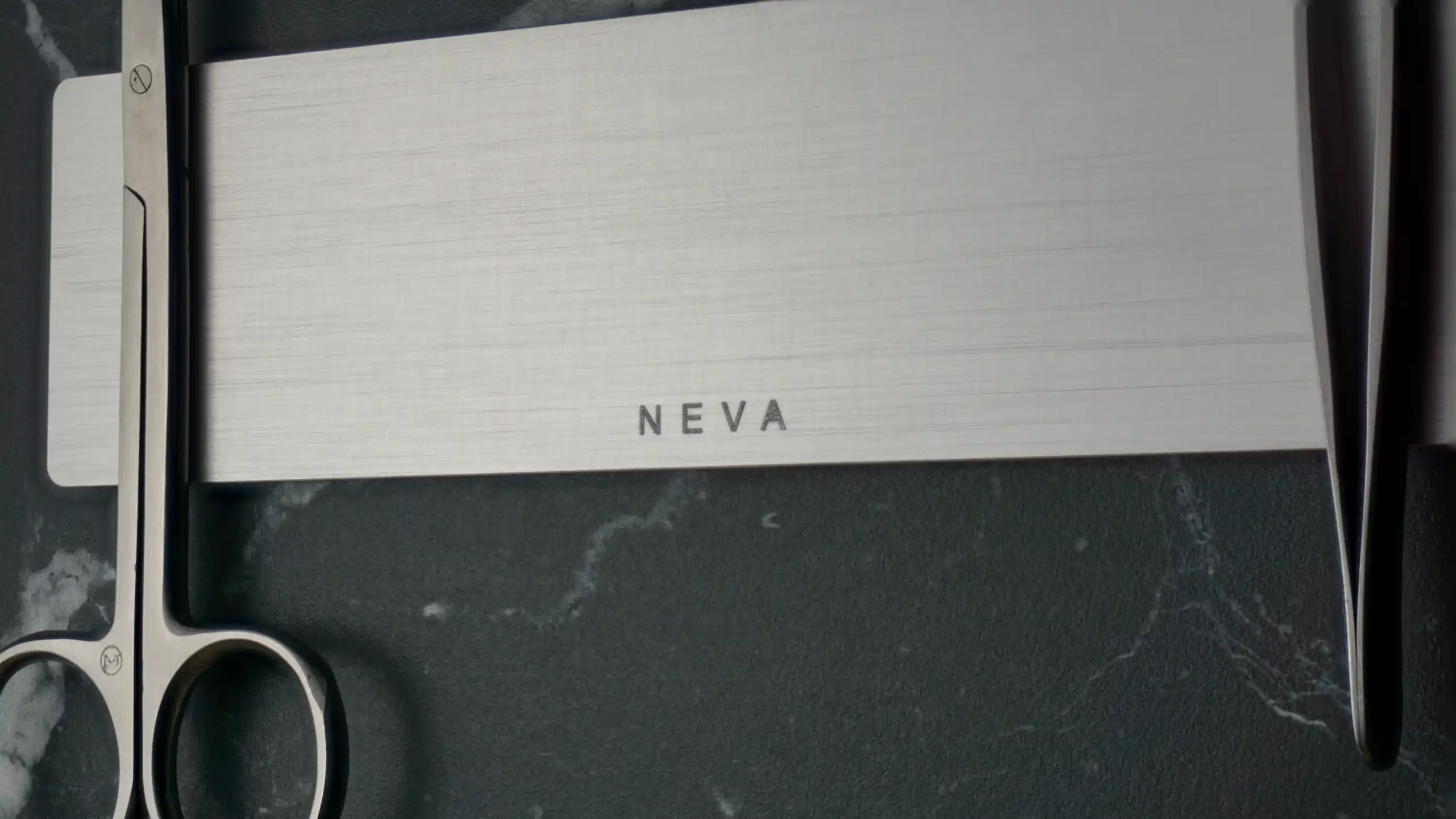 LEVA precision detail with scissors